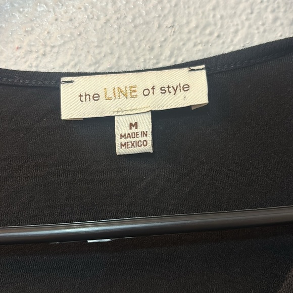 NWT The Line of Style asymmetrical black bodysuit size medium - Picture 4 of 7